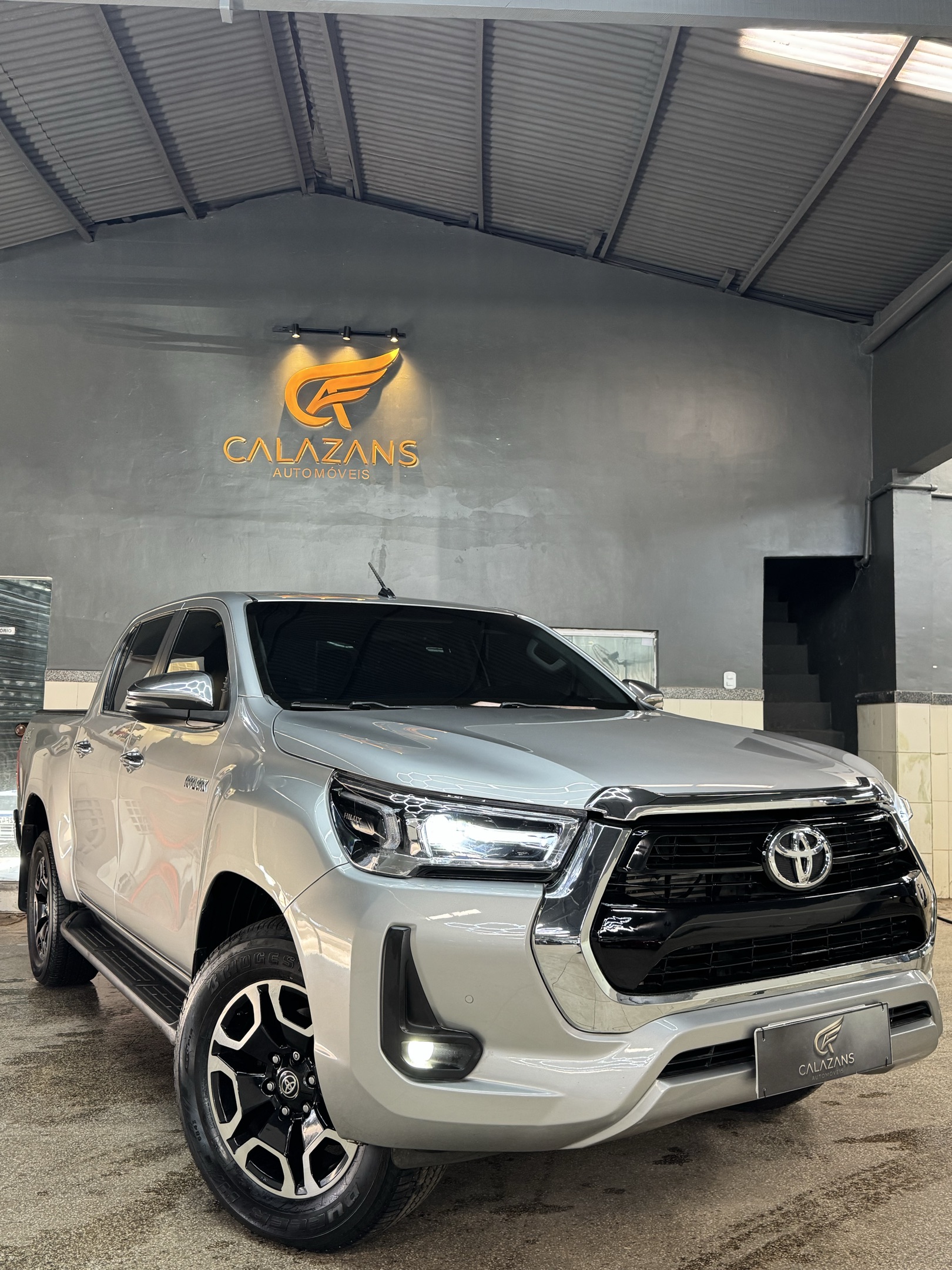TOYOTA HILUX CD 6