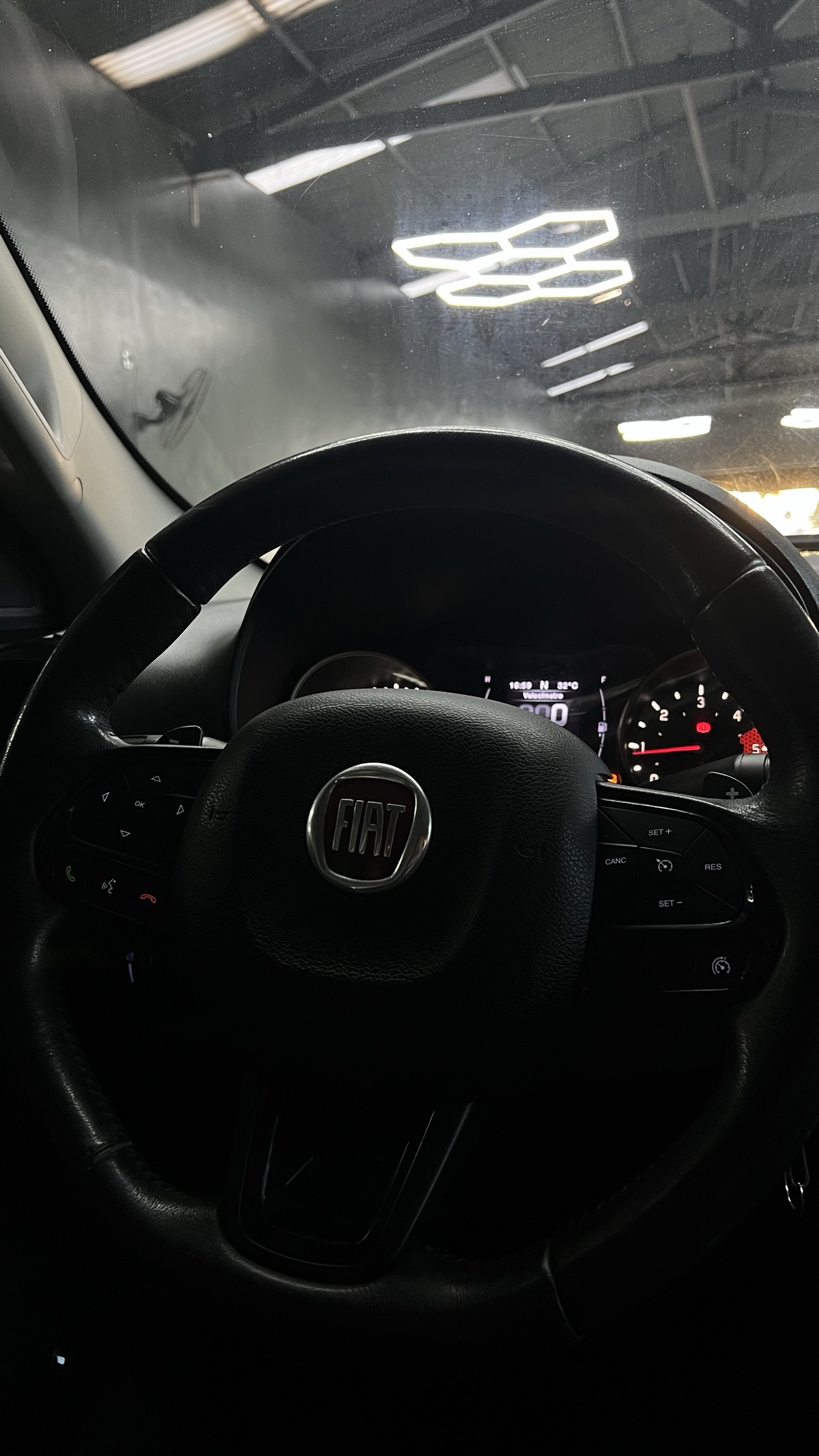 FIAT TORO 2