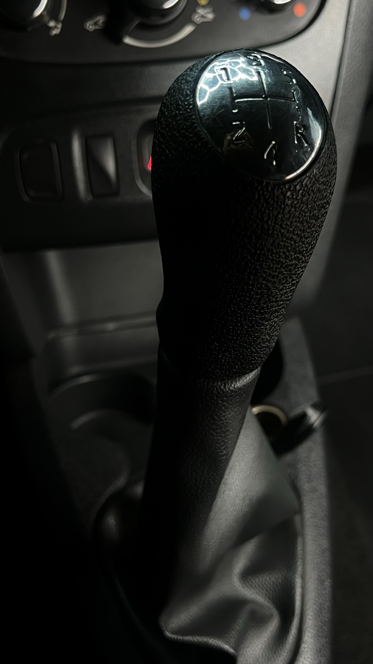 RENAULT SANDERO 4
