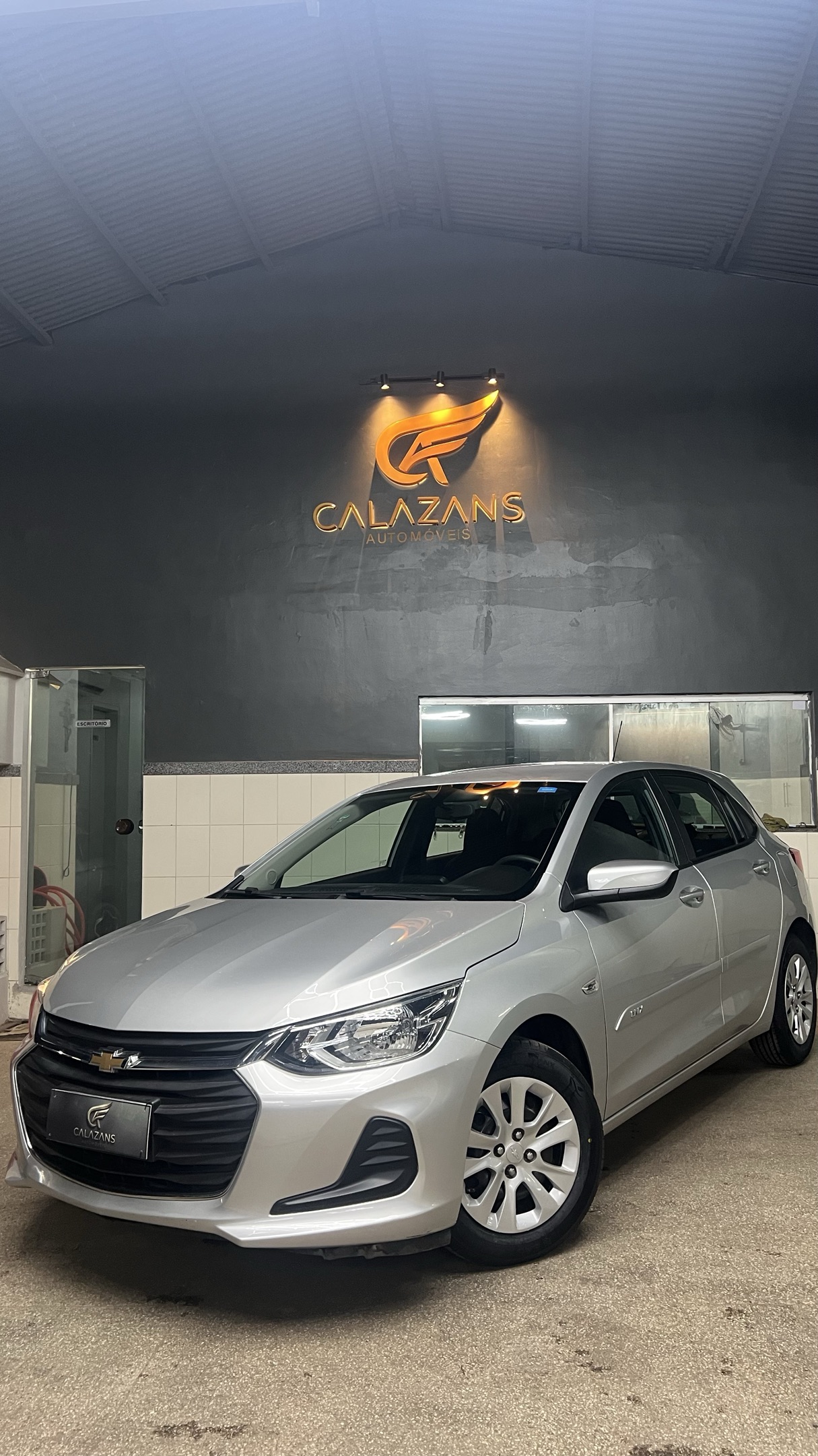 CHEVROLET ONIX 1