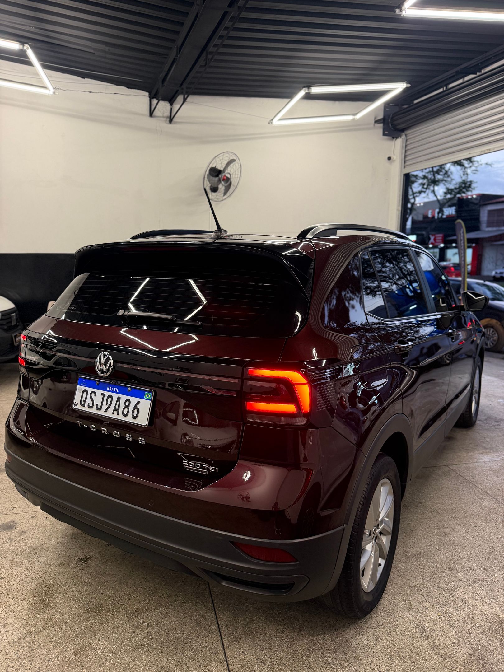 VOLKSWAGEN T 5