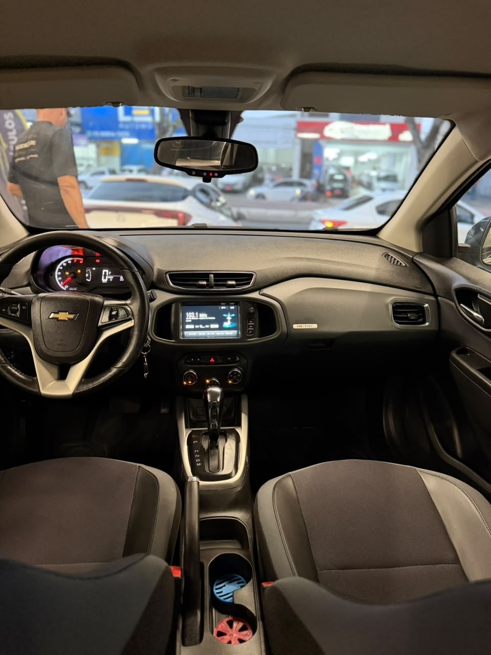 CHEVROLET ONIX 3