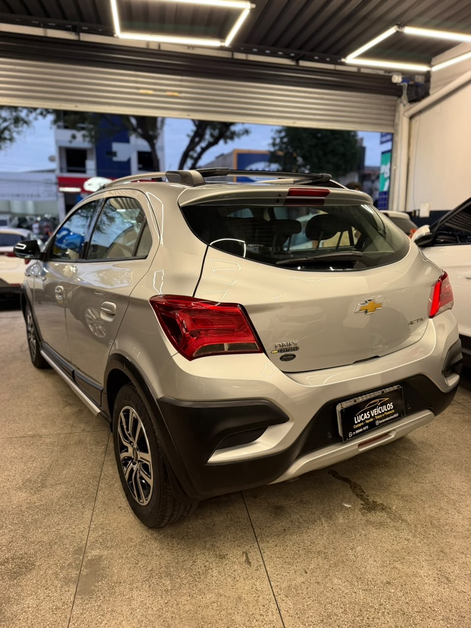 CHEVROLET ONIX 6