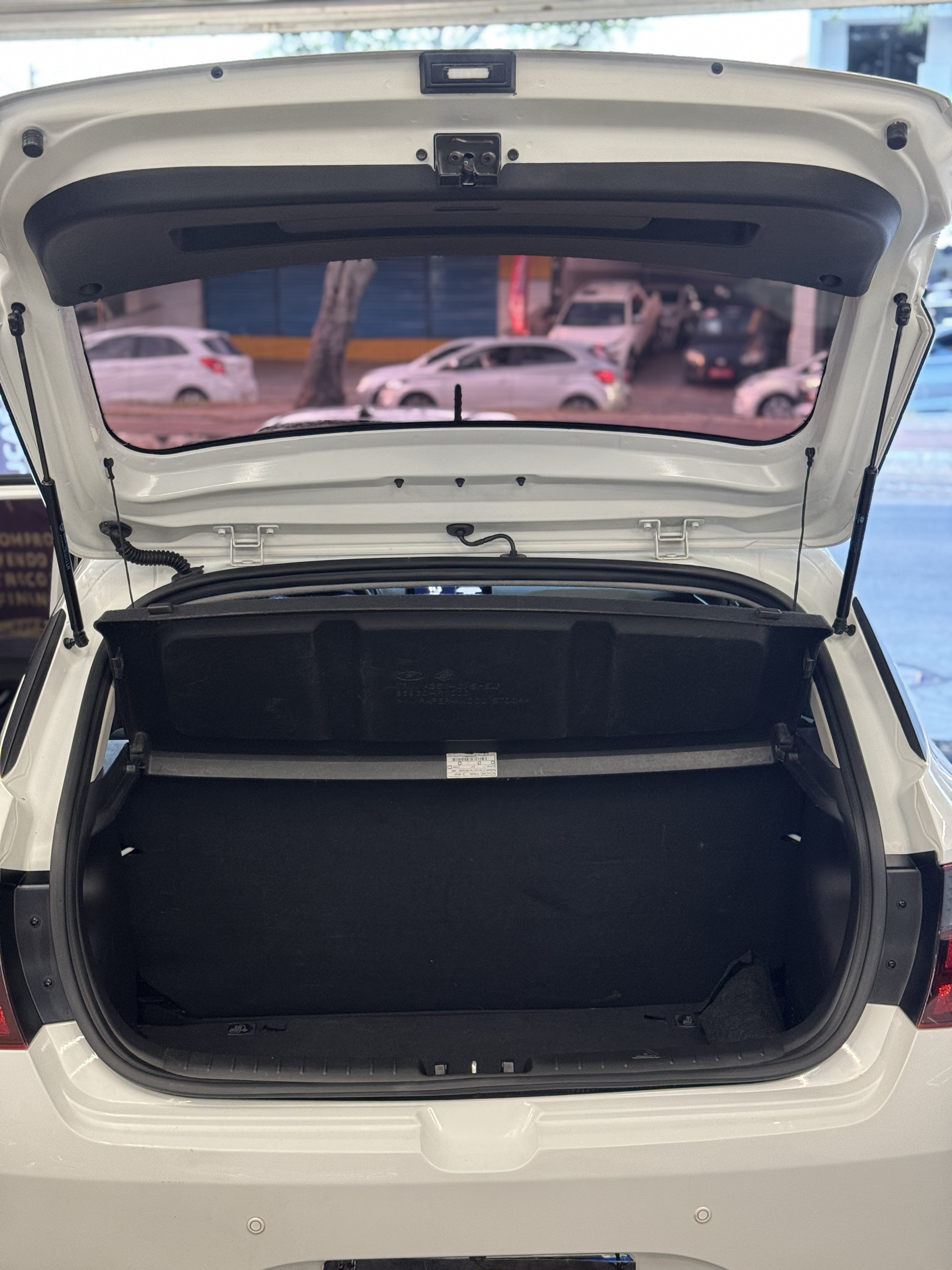 HYUNDAI HB20 6