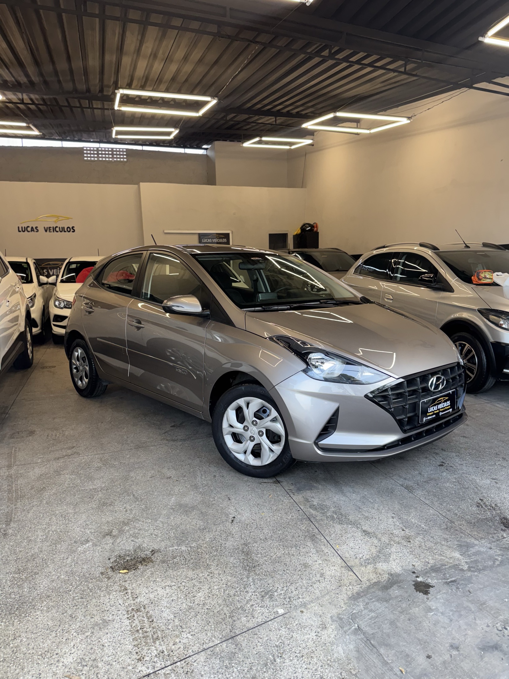 HYUNDAI HB20 1