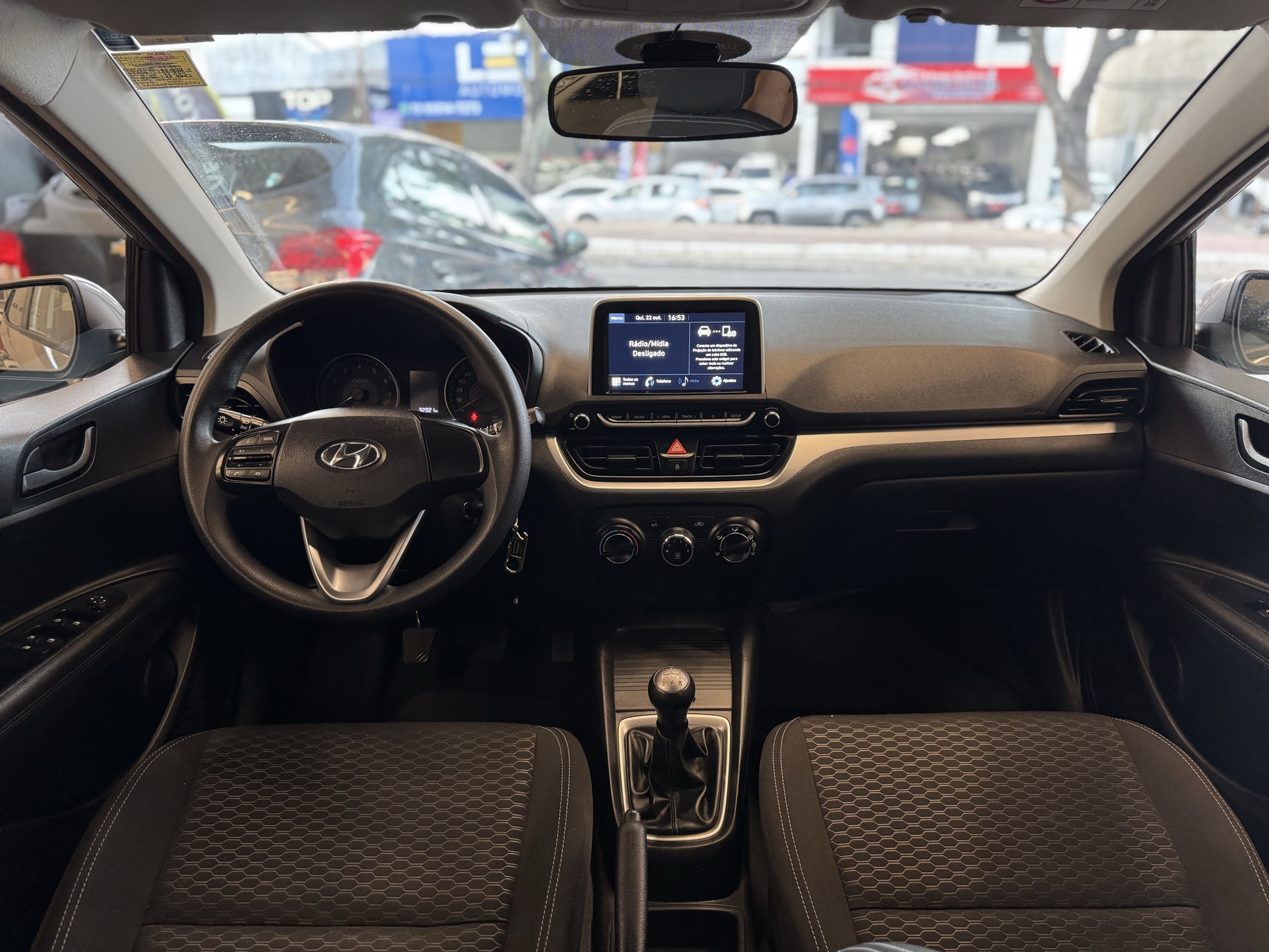 HYUNDAI HB20 4