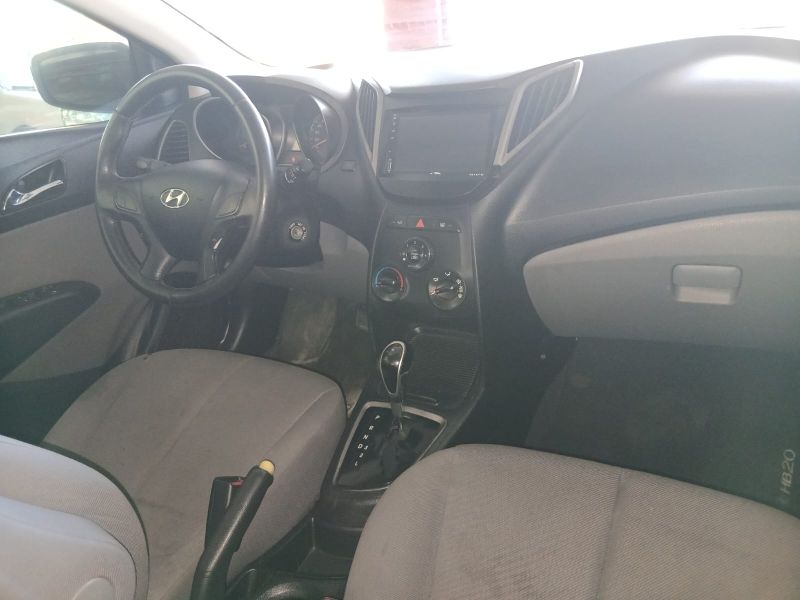HYUNDAI HB20S 5