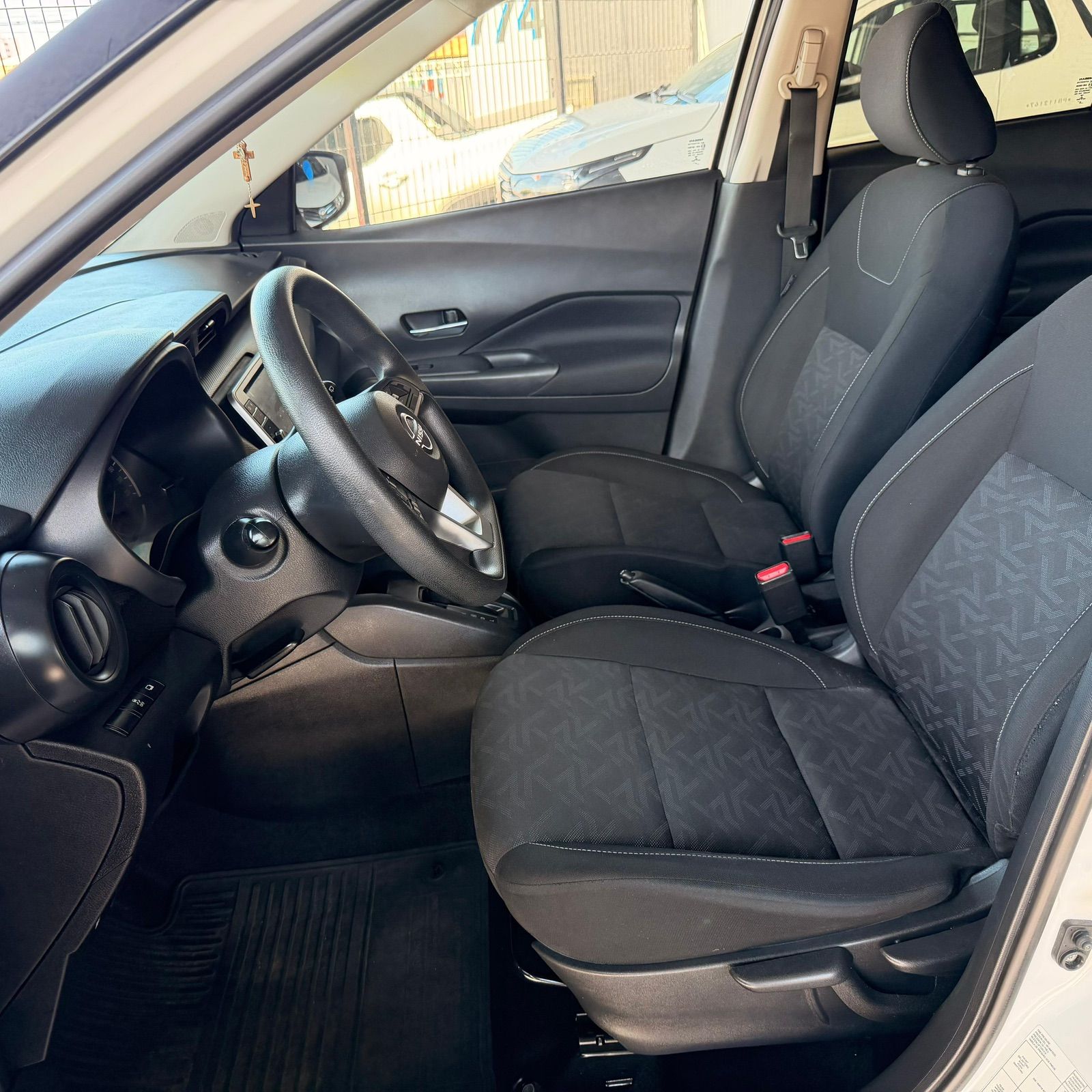 Nissan KICKS 3