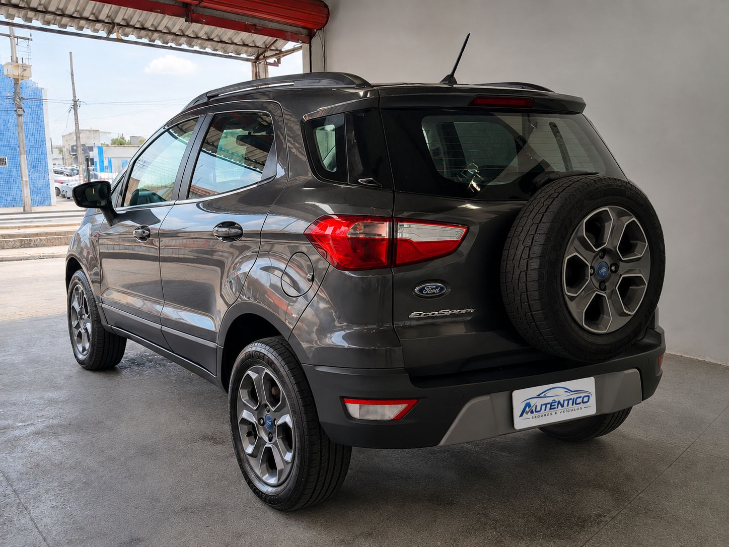 FORD ECOSPORT 6
