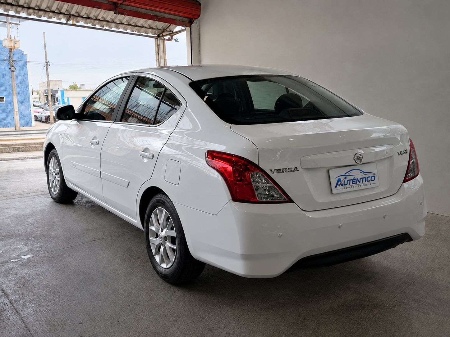 NISSAN VERSA 6