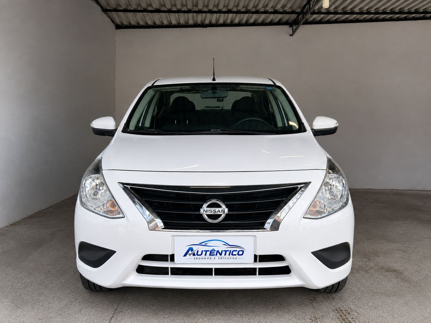 NISSAN VERSA 2019