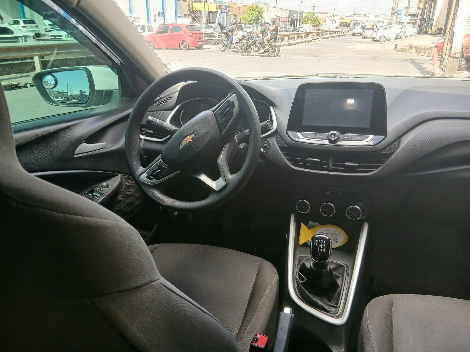 CHEVROLET ONIX PLUS 3