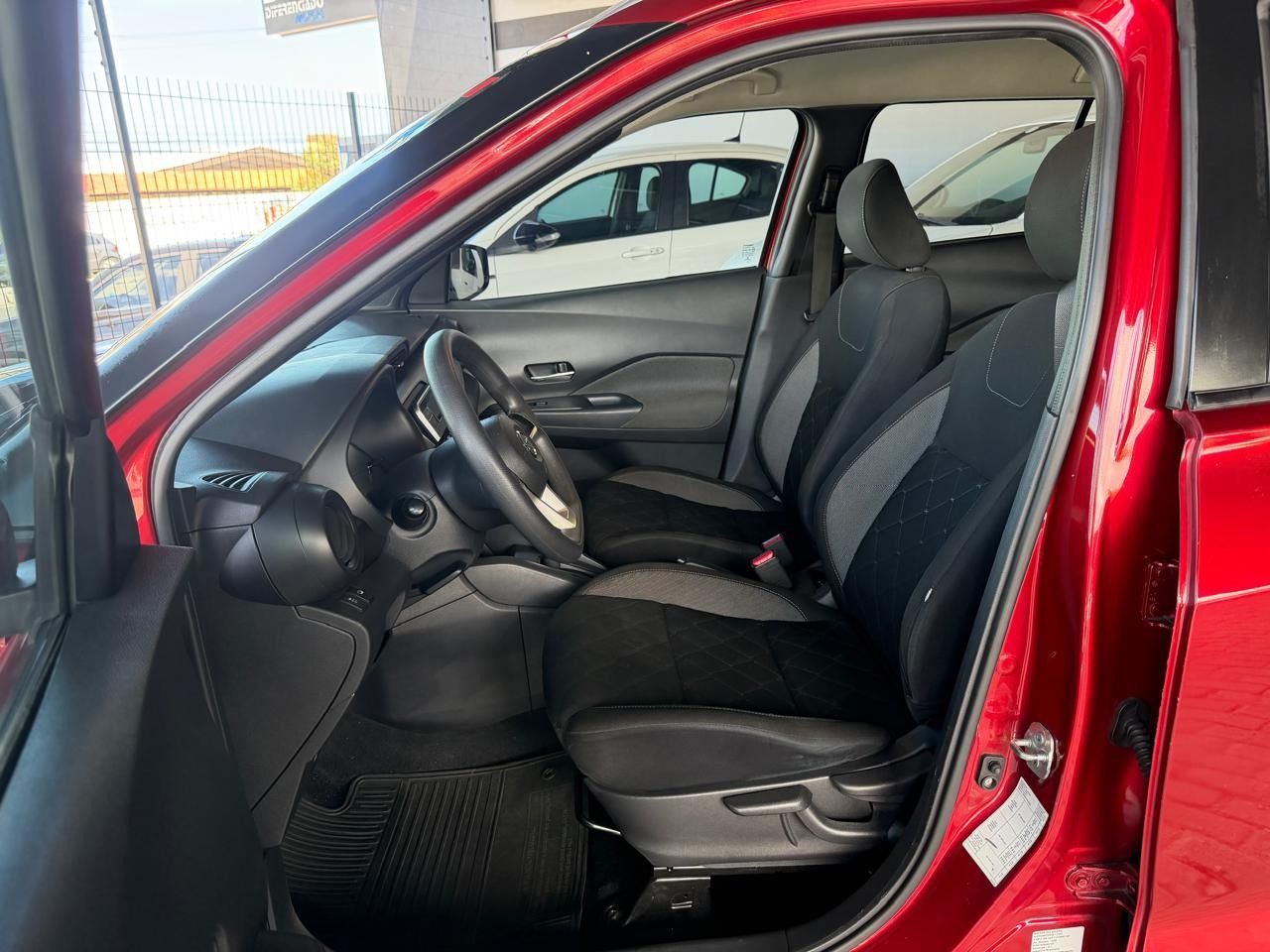 NISSAN KICKS 5