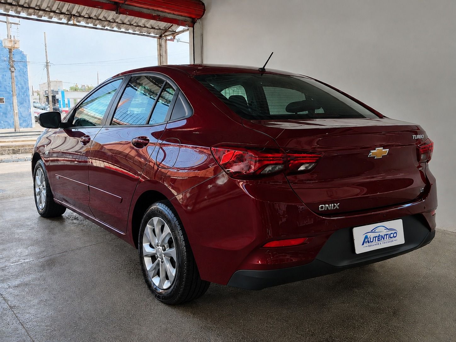 CHEVROLET ONIX PLUS 7