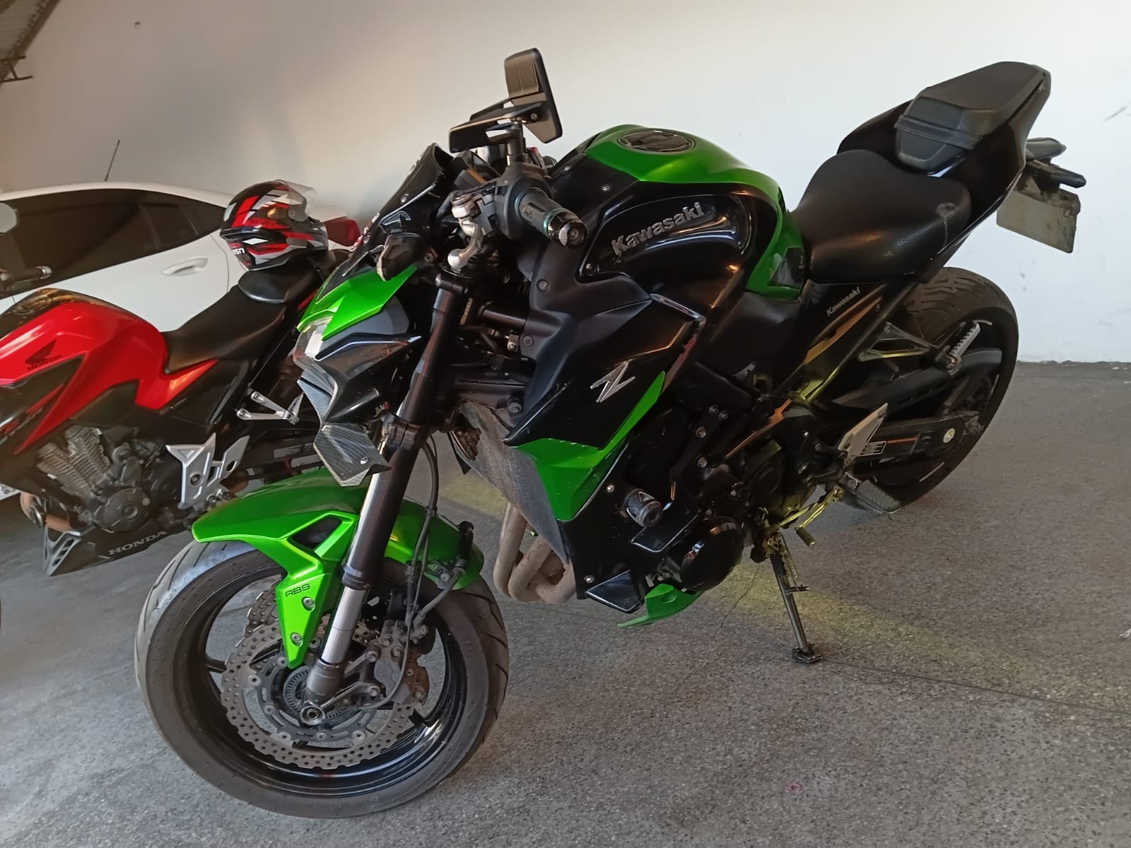 KAWASAKI Z 4