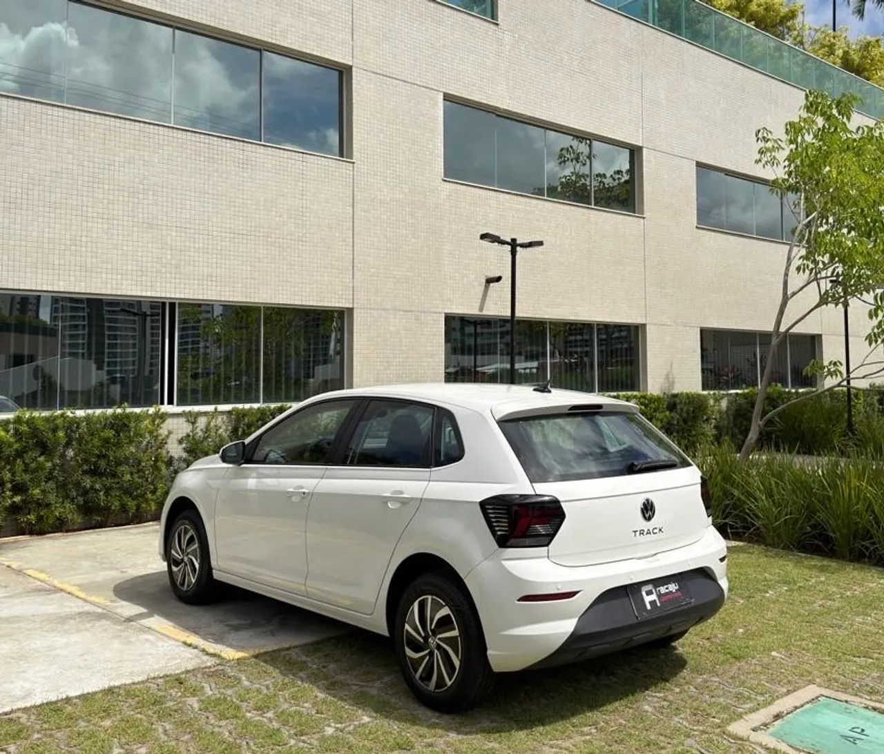 Volkswagen POLO 8