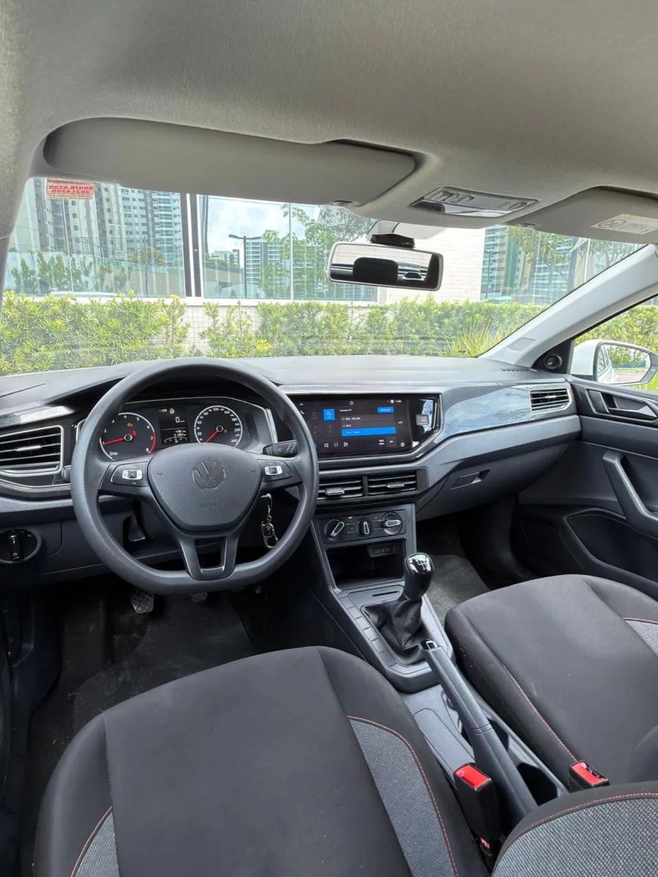 Volkswagen POLO 11