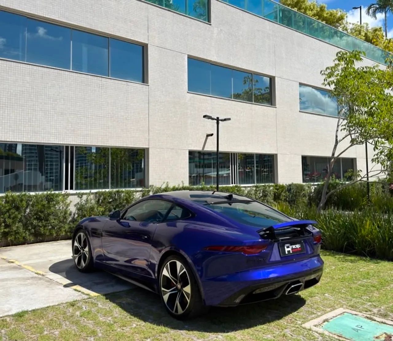 Jaguar F-TYPE 8