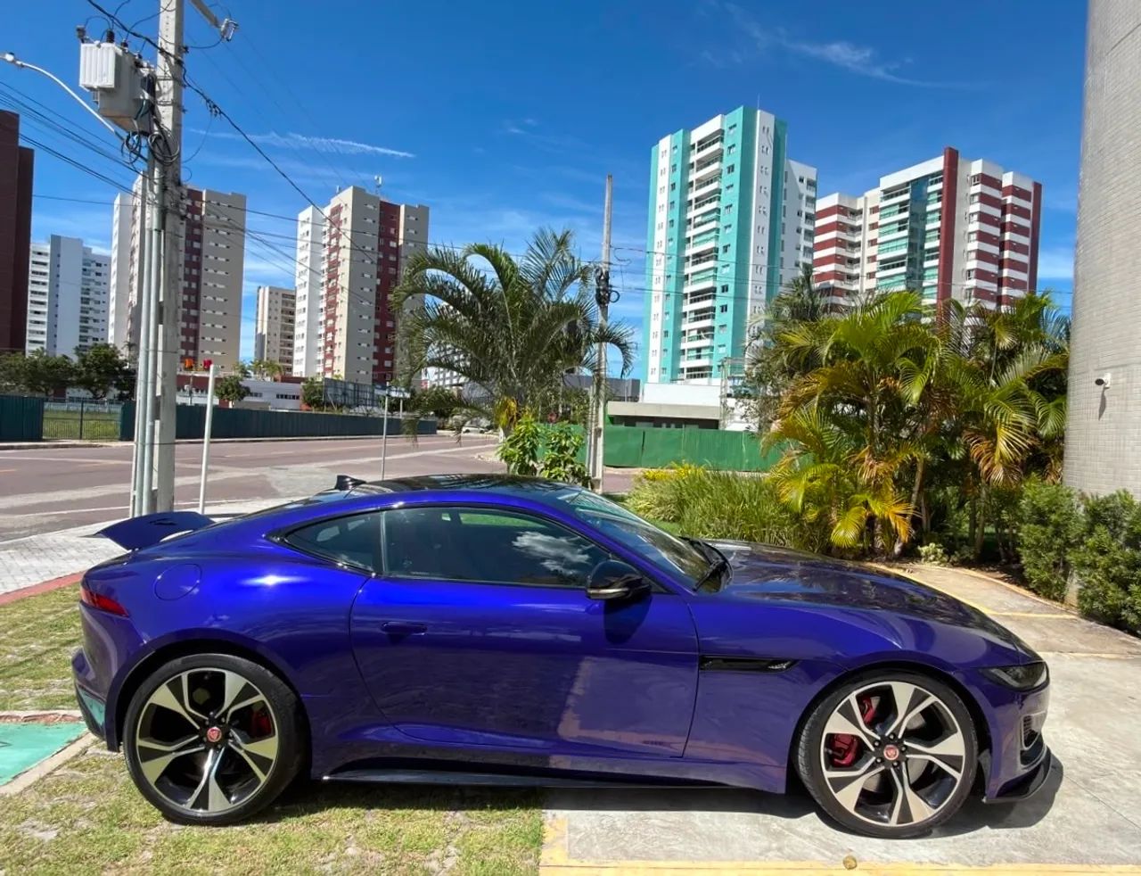 Jaguar F-TYPE 5