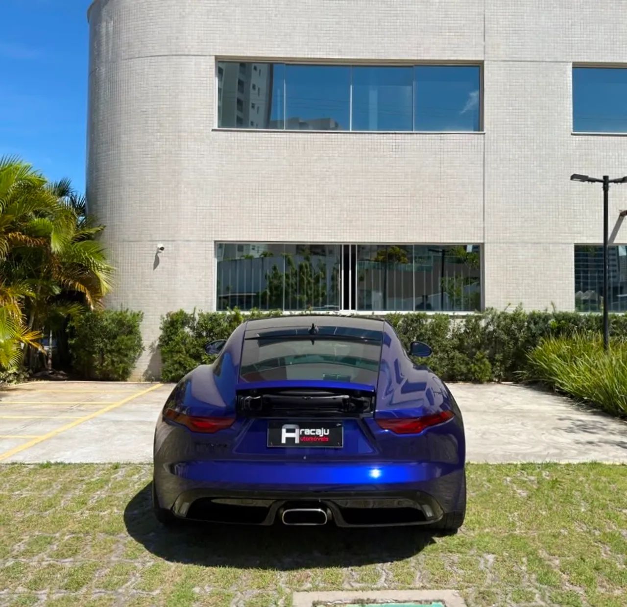 Jaguar F-TYPE 7