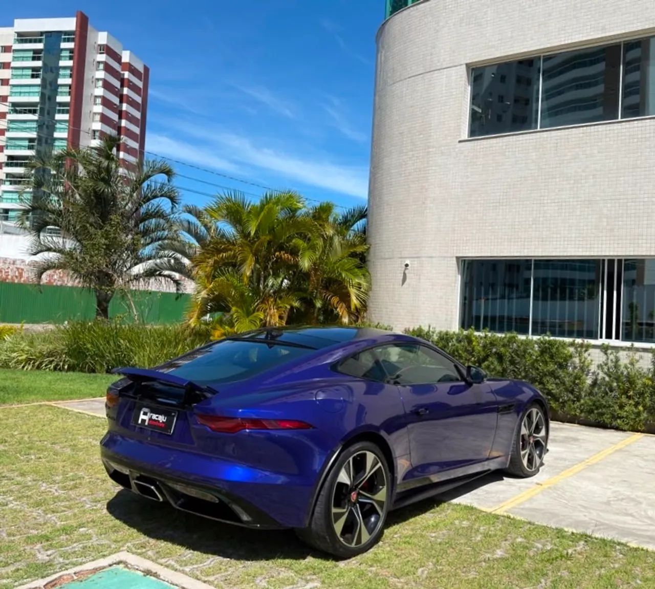 Jaguar F-TYPE 6