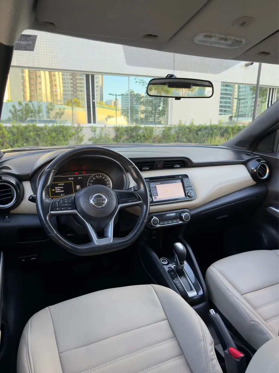 Nissan KICKS 12