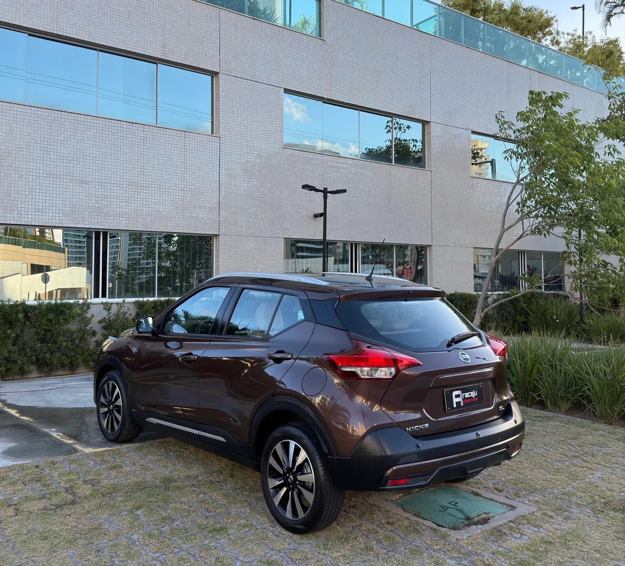 Nissan KICKS 6