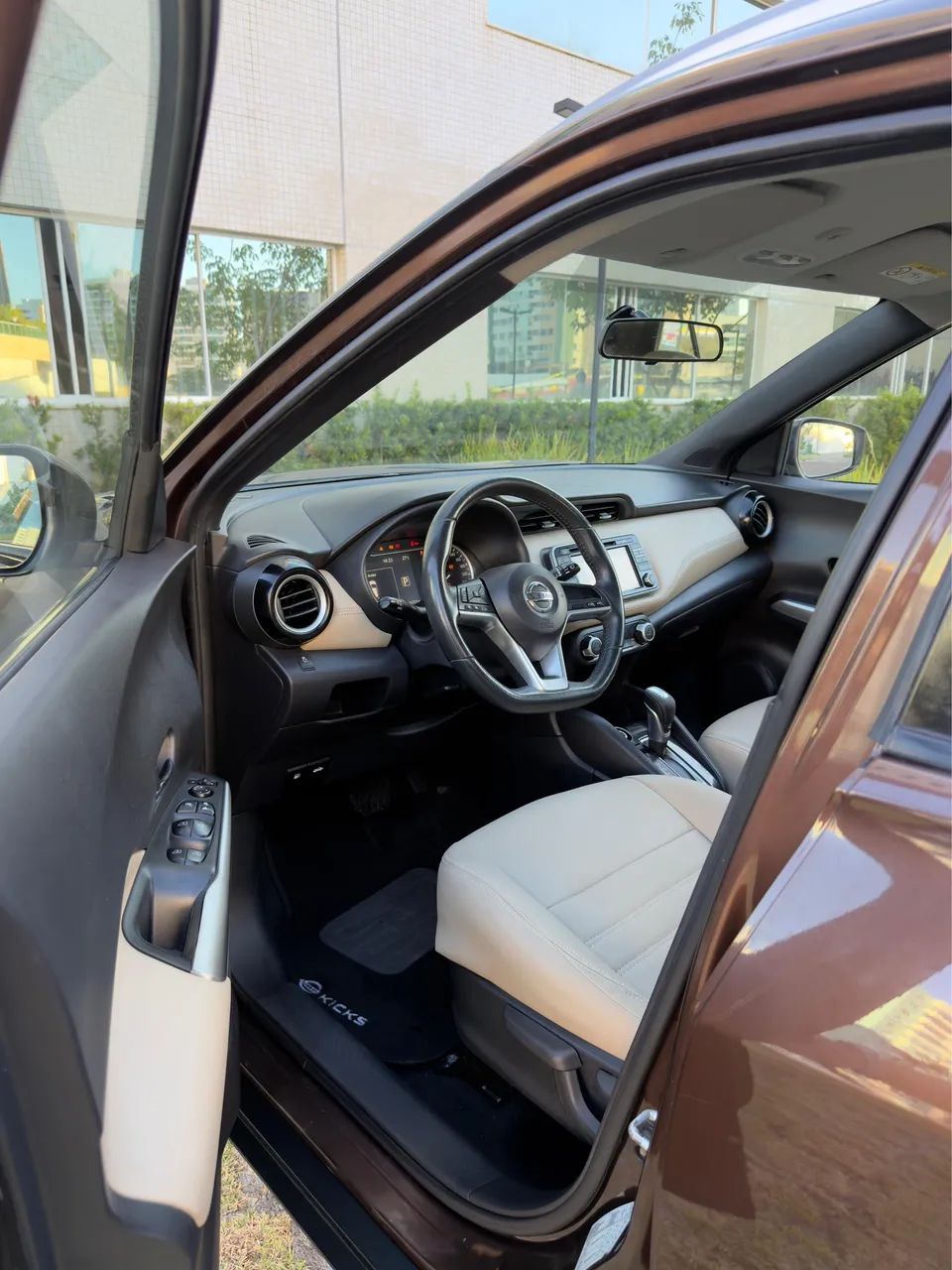 Nissan KICKS 13