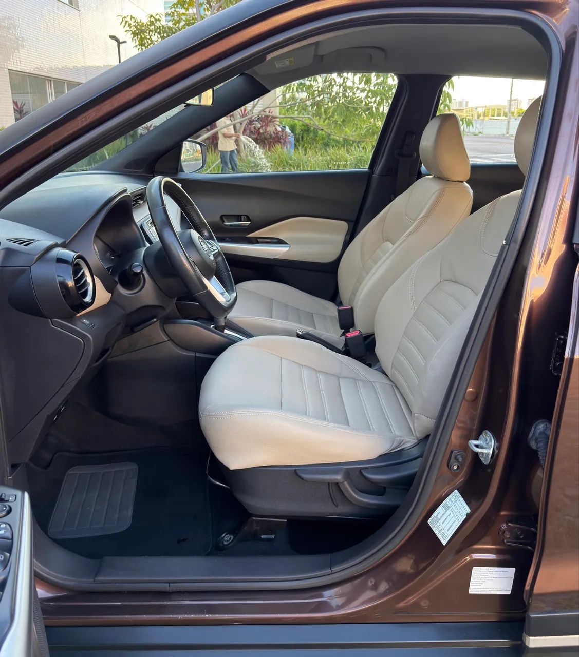 Nissan KICKS 15