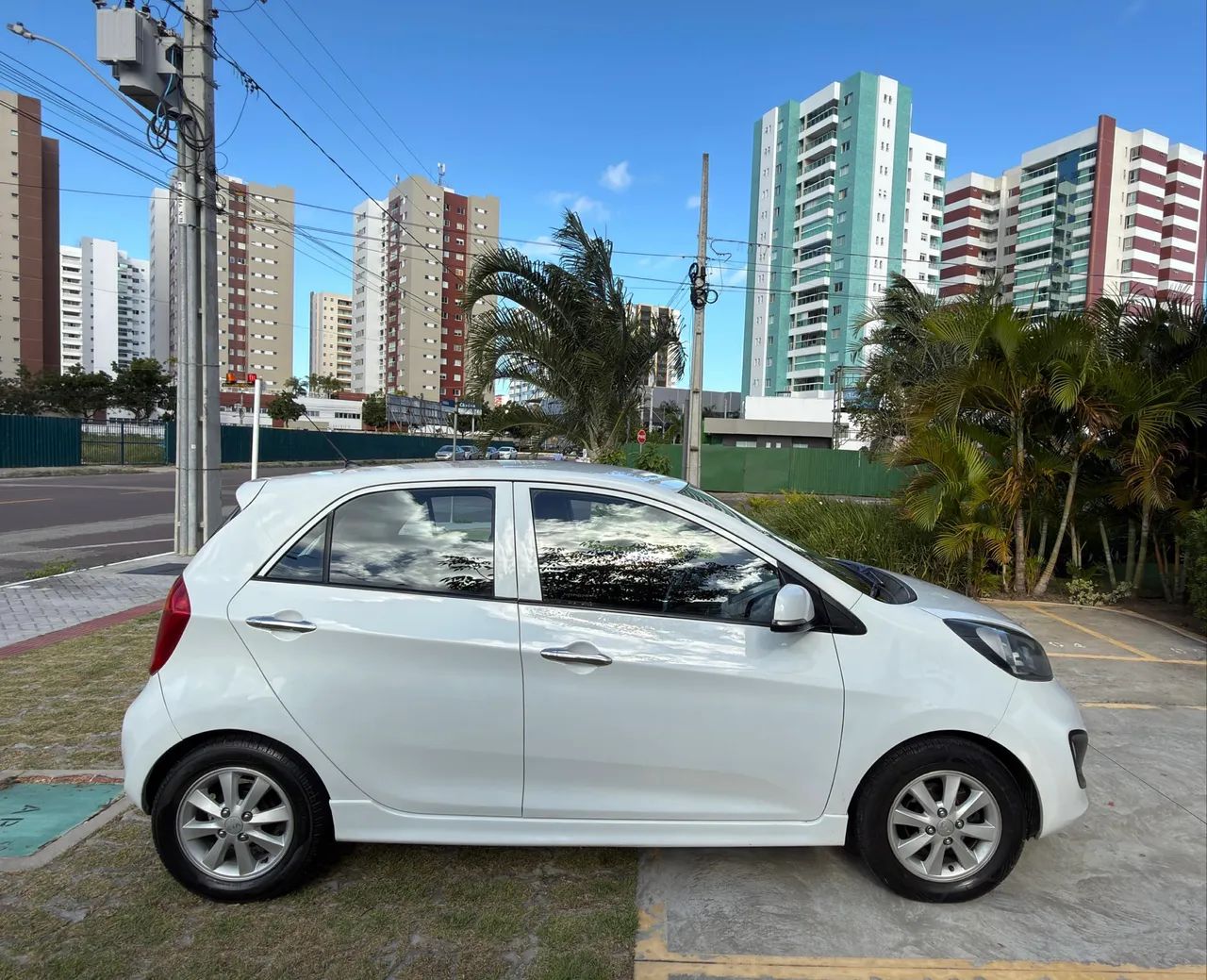 Kia Motors PICANTO 4