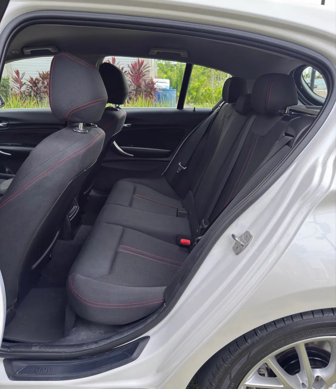 BMW 120I 16
