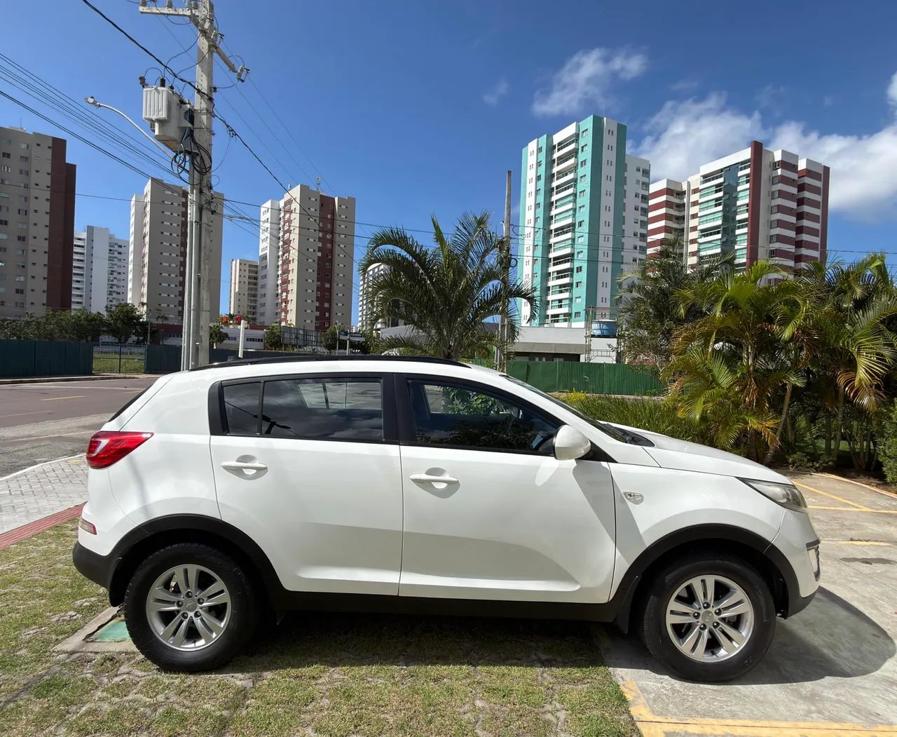 Kia Motors SPORTAGE 4