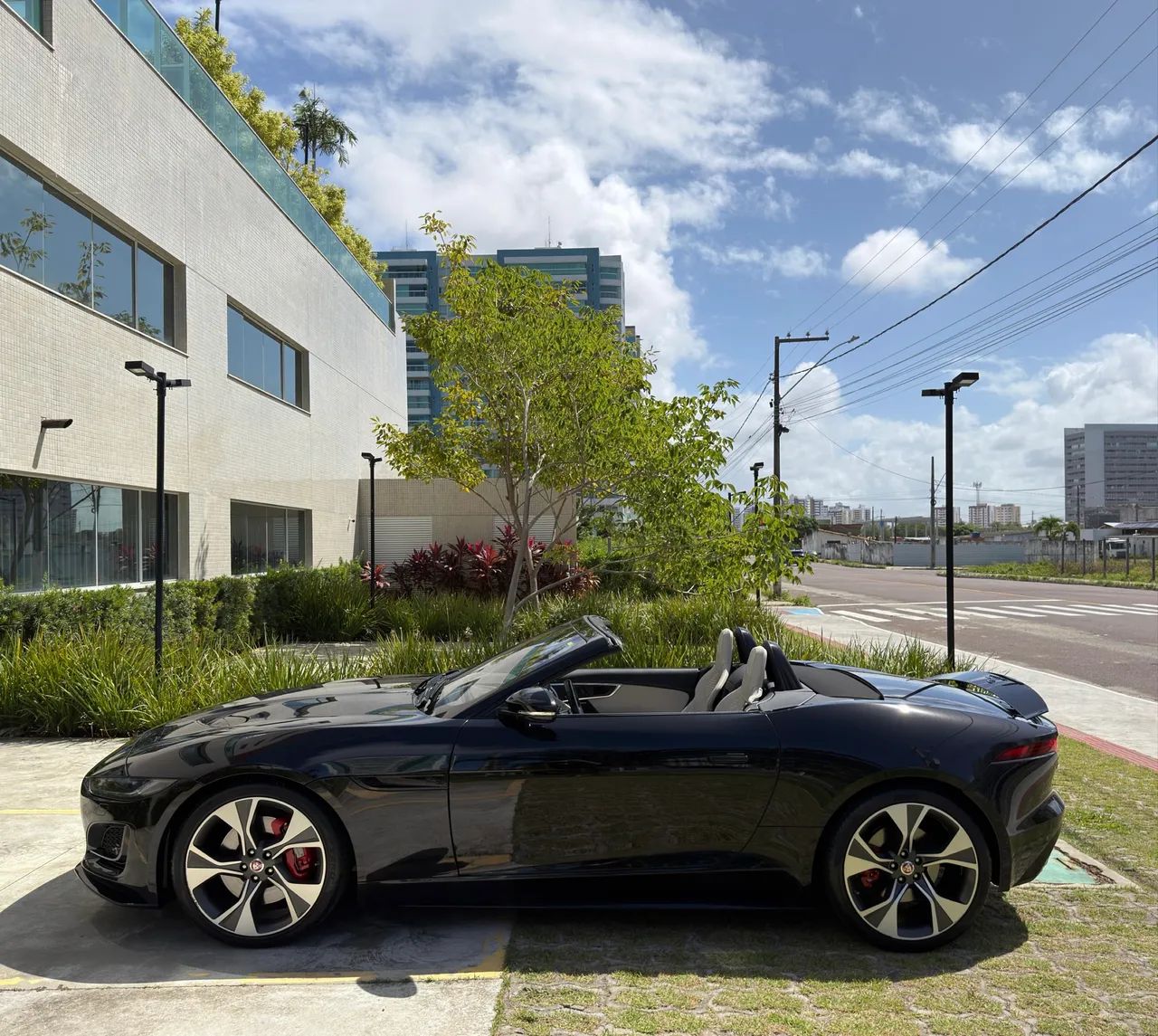 Jaguar F-TYPE 7