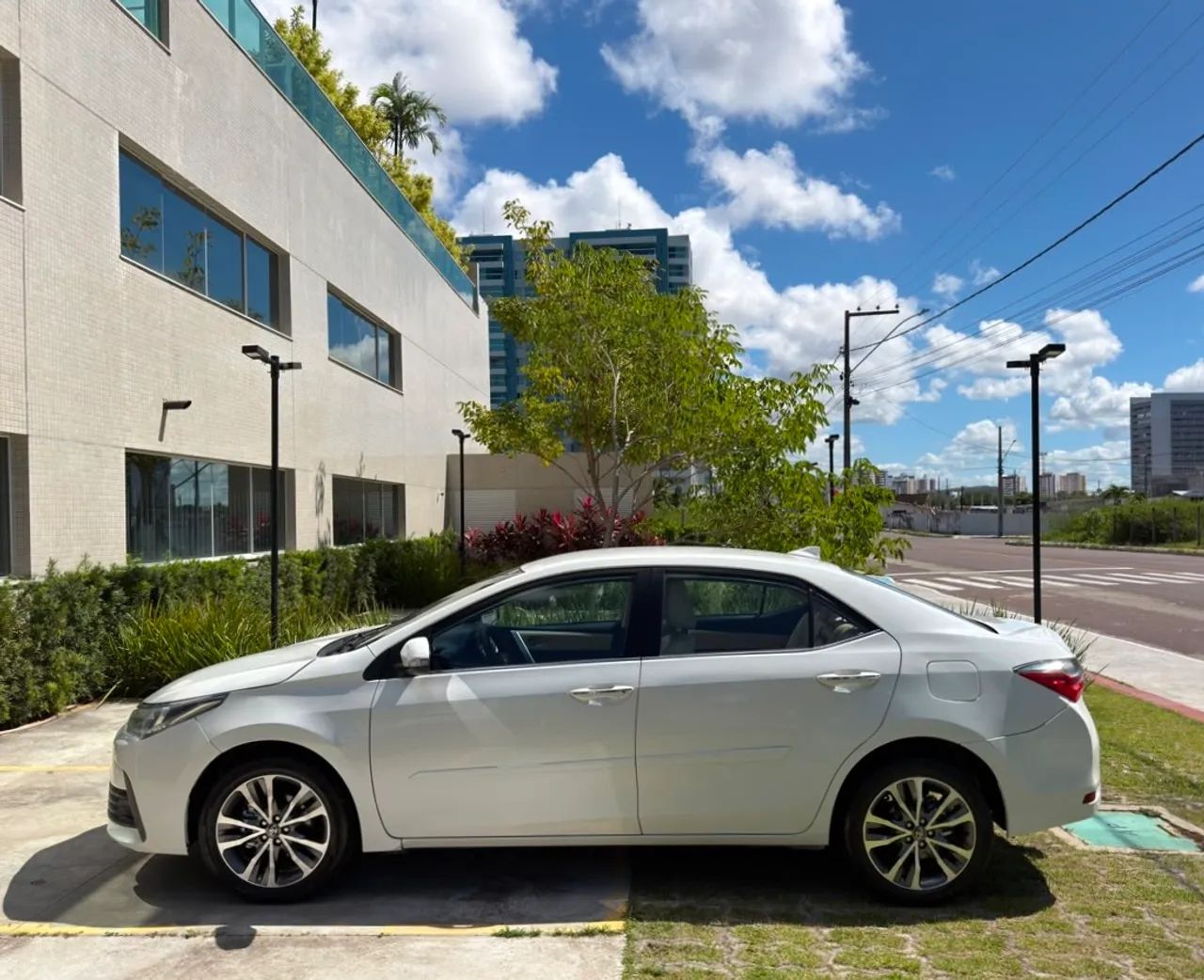Toyota COROLLA 2