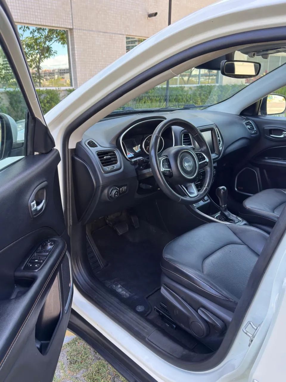 Jeep COMPASS 11