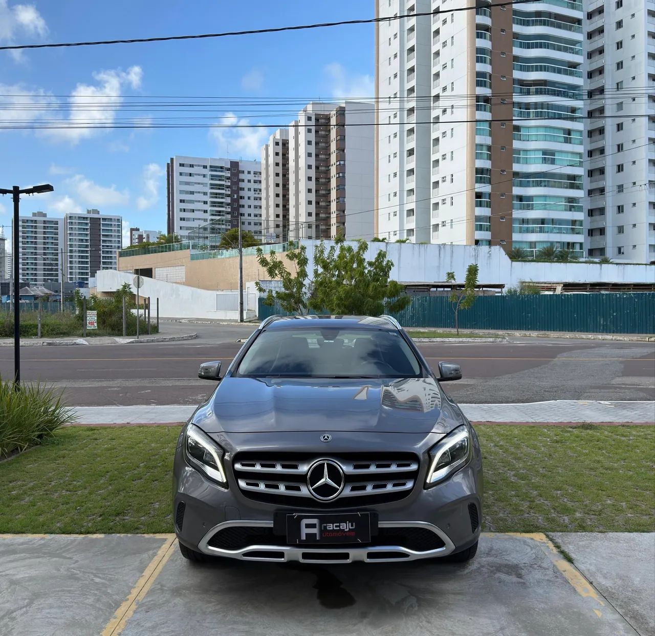 Mercedes-Benz GLA 2