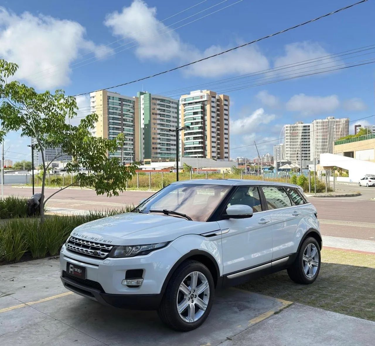 Land Rover RANGE-ROVER 2013
