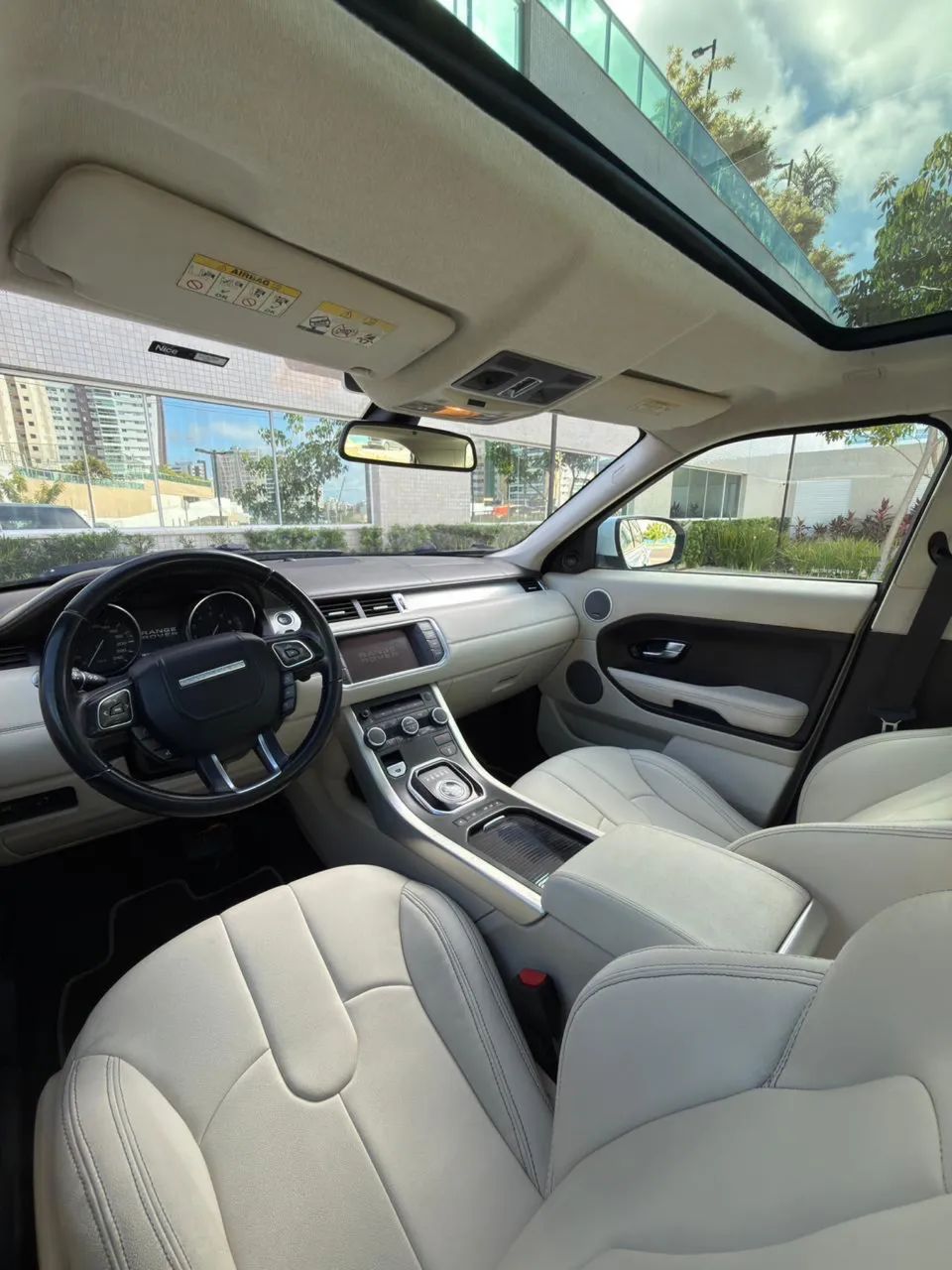 Land Rover RANGE-ROVER 11
