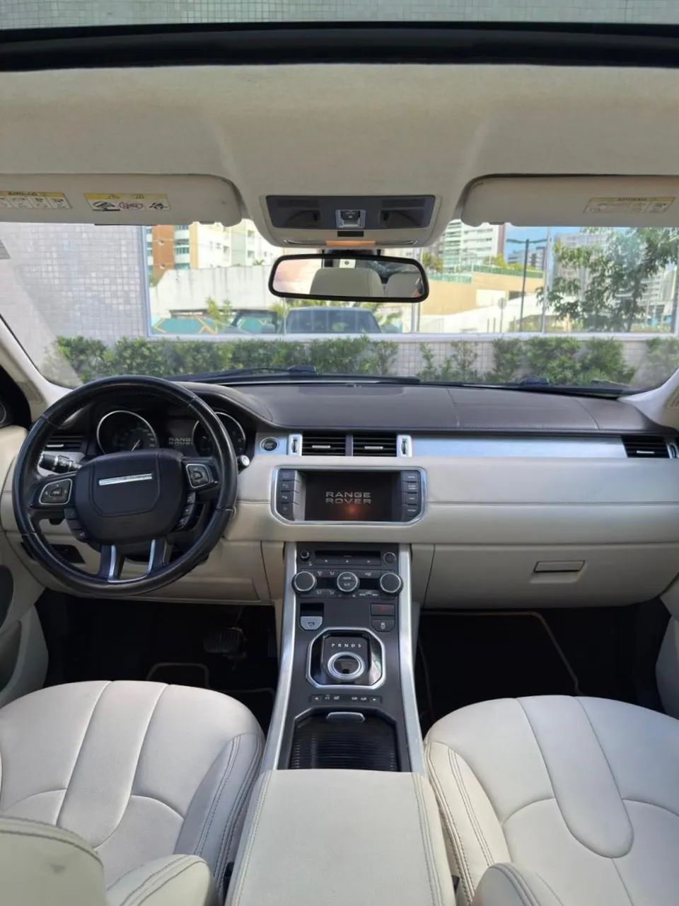 Land Rover RANGE-ROVER 12