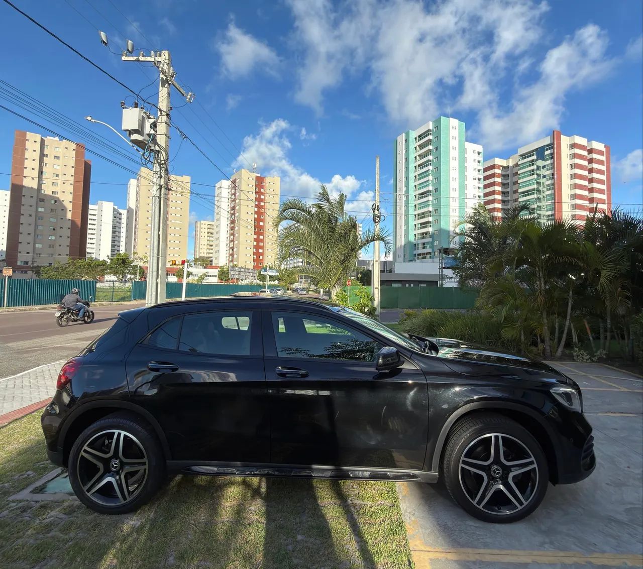 Mercedes-Benz GLA 4