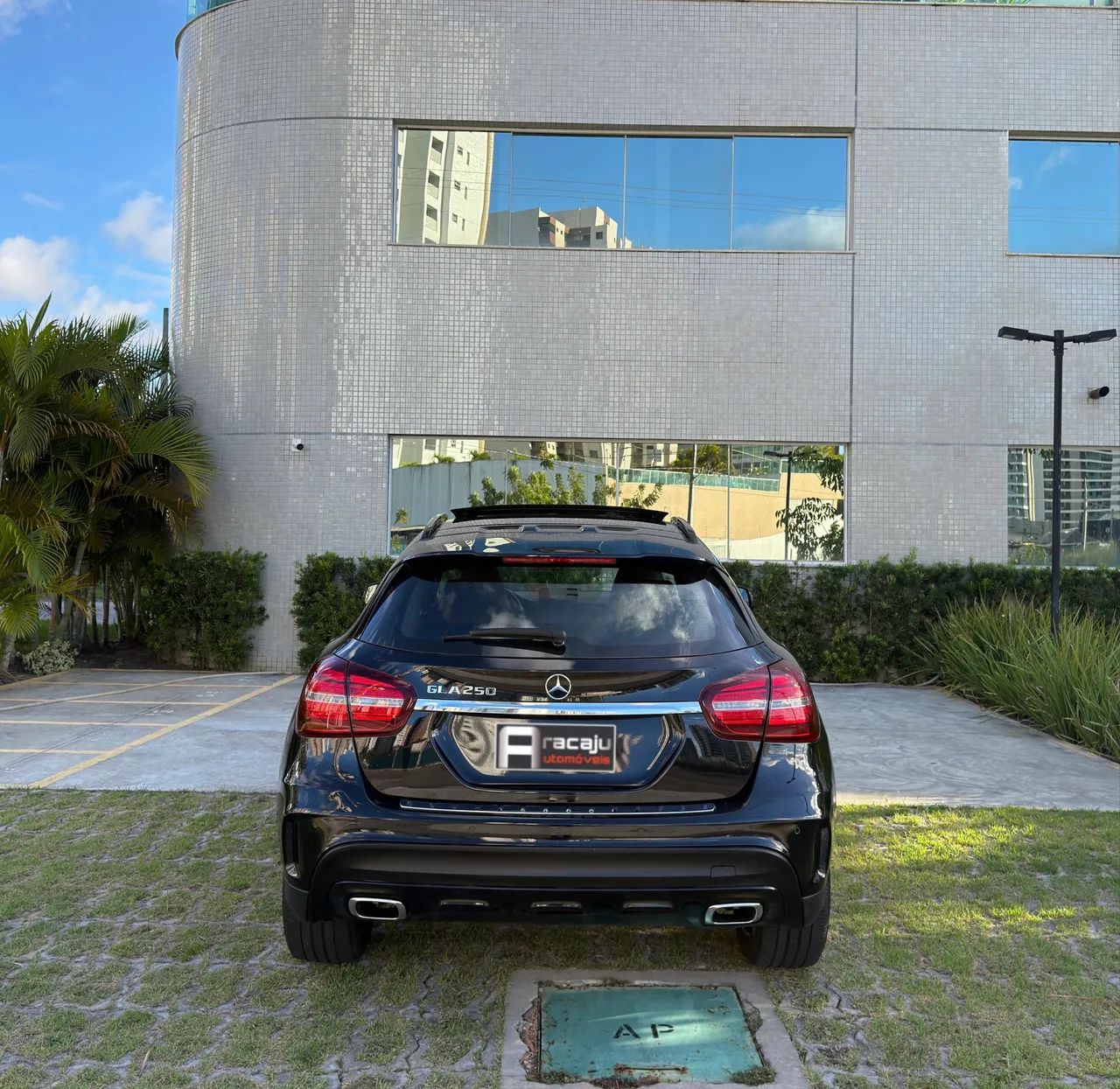 Mercedes-Benz GLA 6