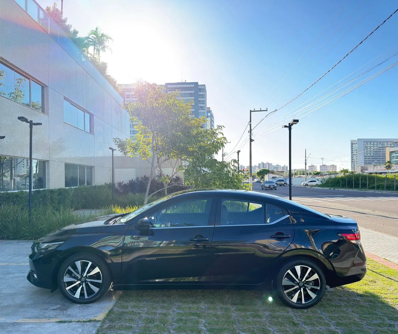 Nissan SENTRA 5