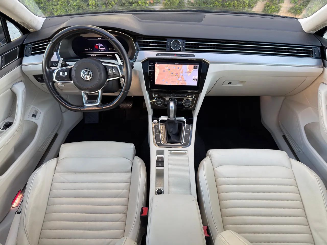 Volkswagen PASSAT 12