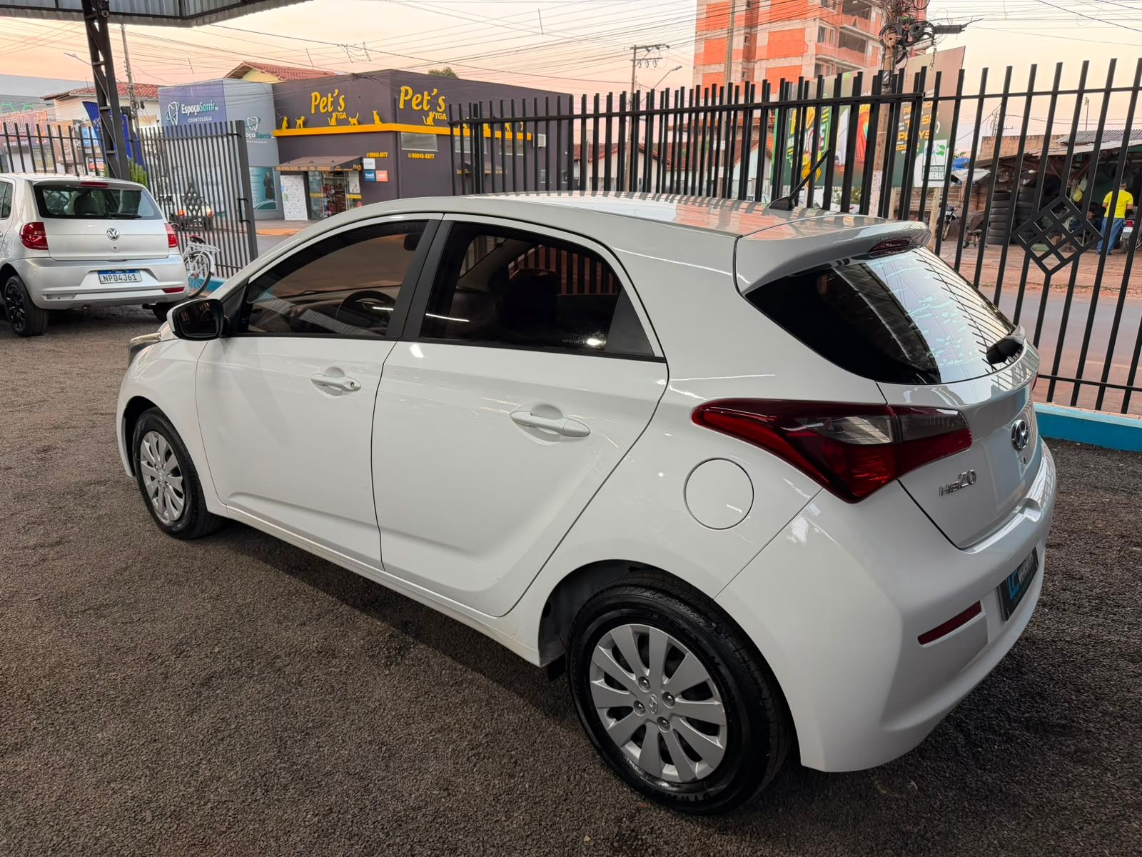 HYUNDAI HB20 6
