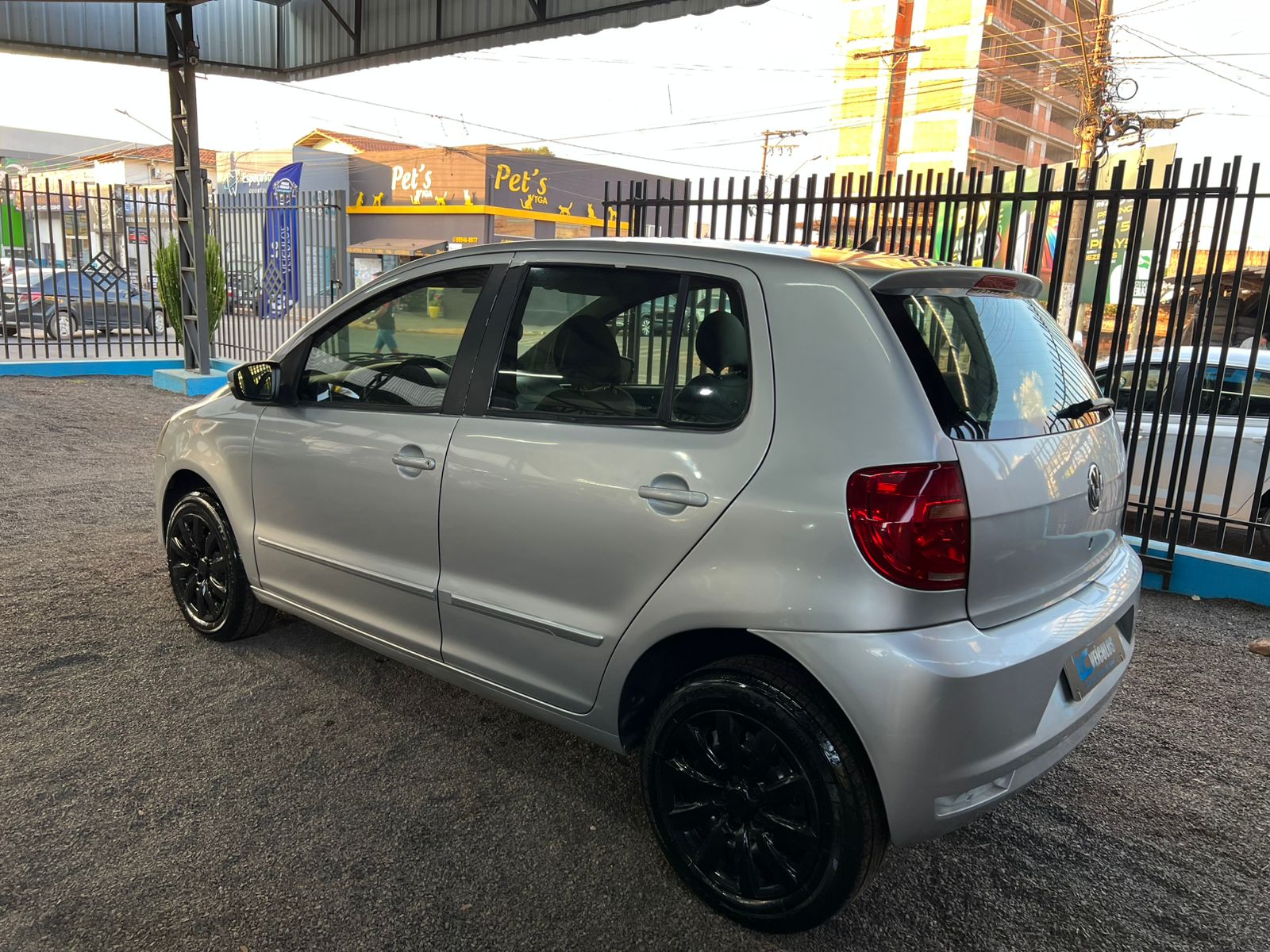 VOLKSWAGEN FOX 5