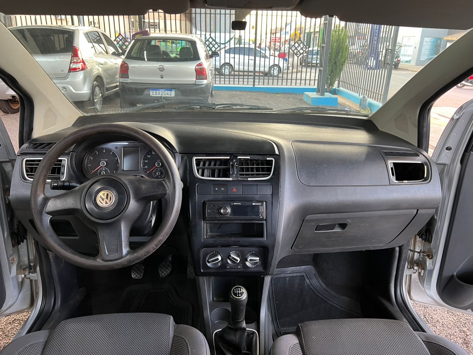 VOLKSWAGEN FOX 12