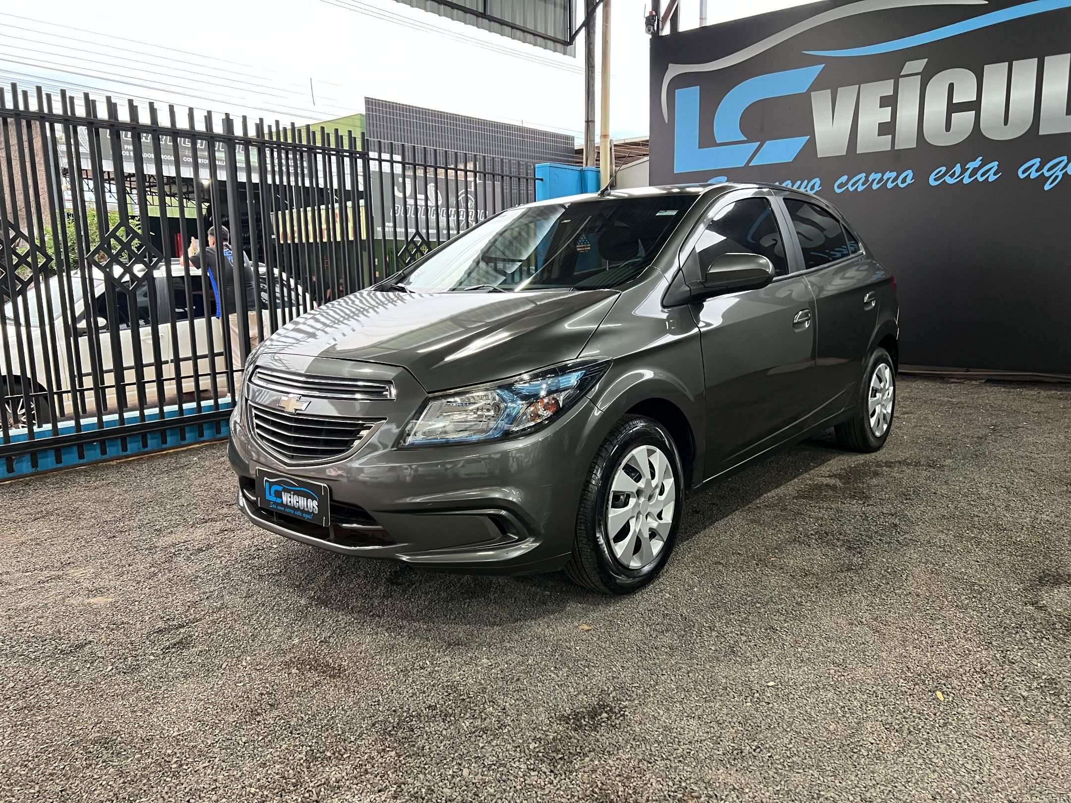 CHEVROLET ONIX 3