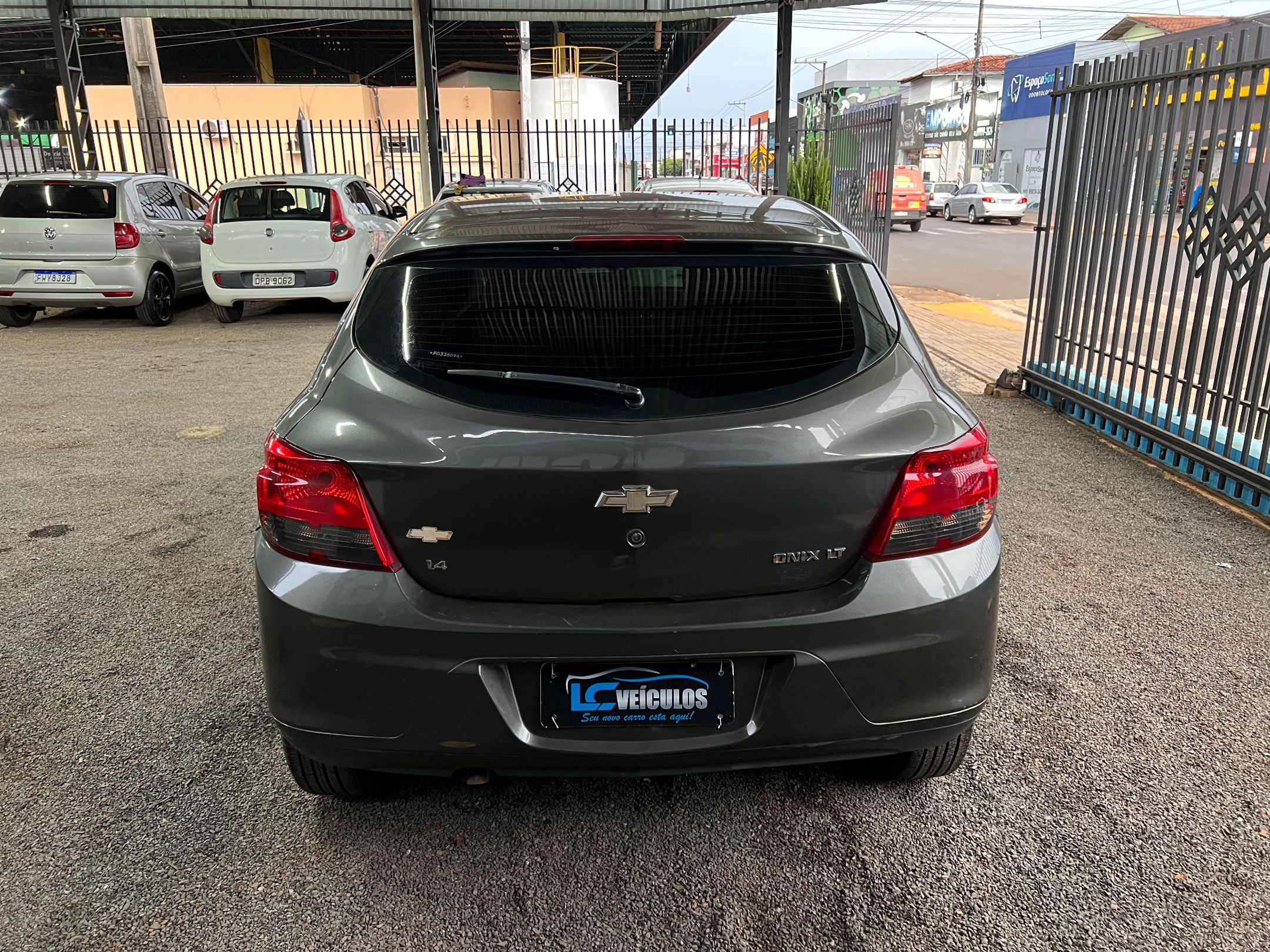 CHEVROLET ONIX 5