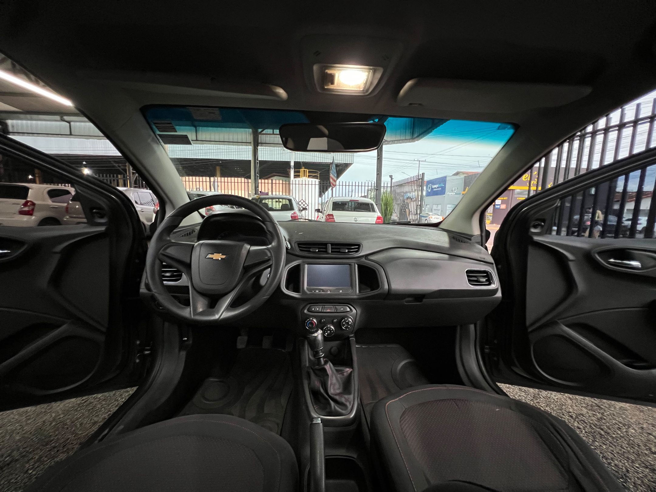 CHEVROLET ONIX 9