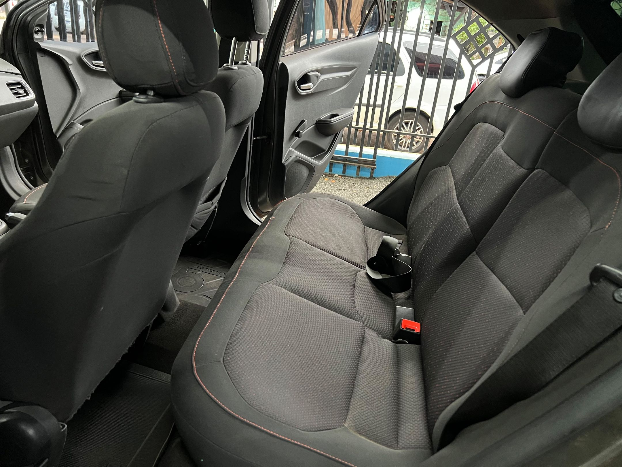 CHEVROLET ONIX 12
